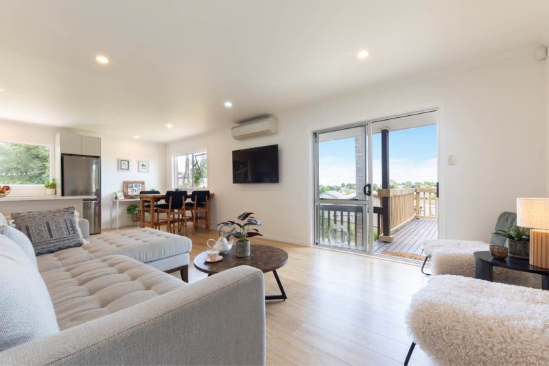 26 Landow Place, Henderson, Auckland - Carousel 2