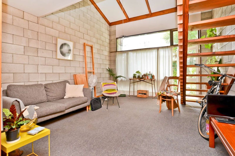 5/13 May Street, Hamilton East, Hamilton - Carousel 2