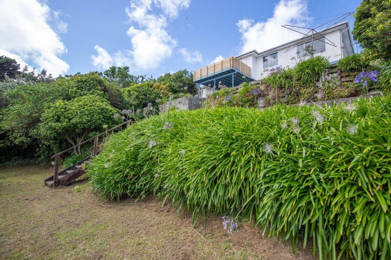 45 Turville Crescent, Newlands, Wellington - Carousel 34