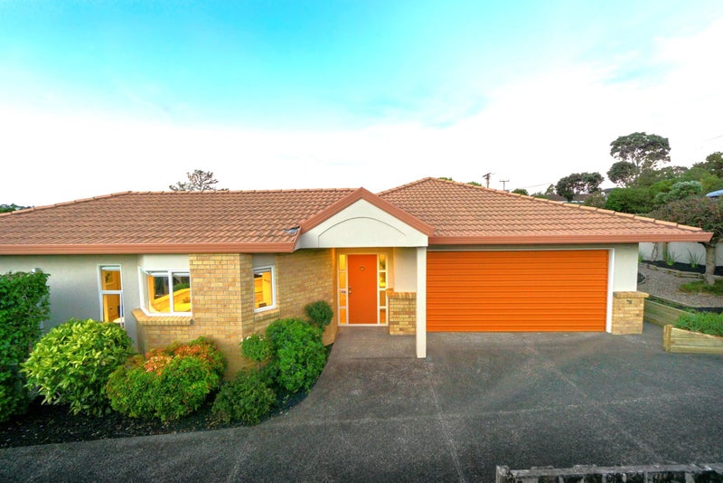 2/444 Beach Road, Murrays Bay, Auckland - Carousel 2