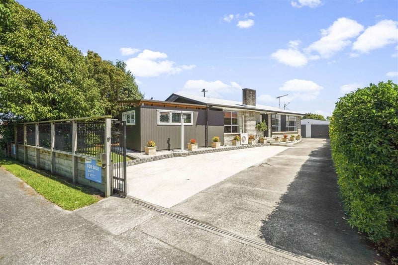 49 Rhonda Avenue, Deanwell, Hamilton - Carousel 19