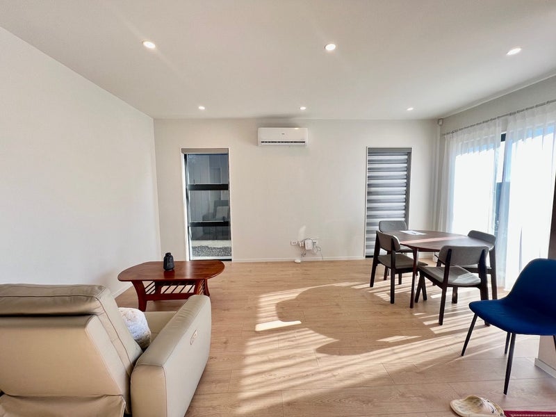 19 Horokaka Street, Massey, Auckland - Carousel 1