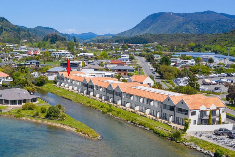 3/45 Beach Road, Waikawa, Picton - Carousel 2