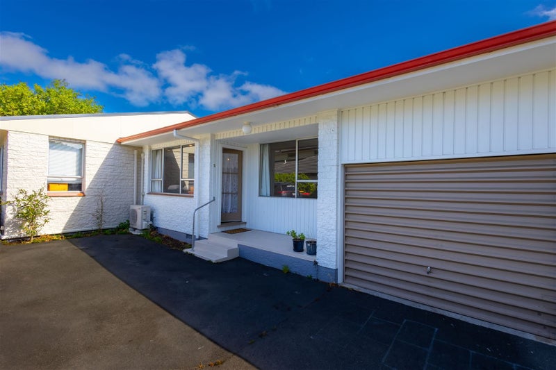 2/120 St James Avenue, Papanui, Christchurch - Carousel 1