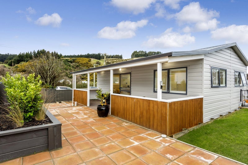 11 Mill Street, Sawyers Bay, Dunedin - Carousel 1