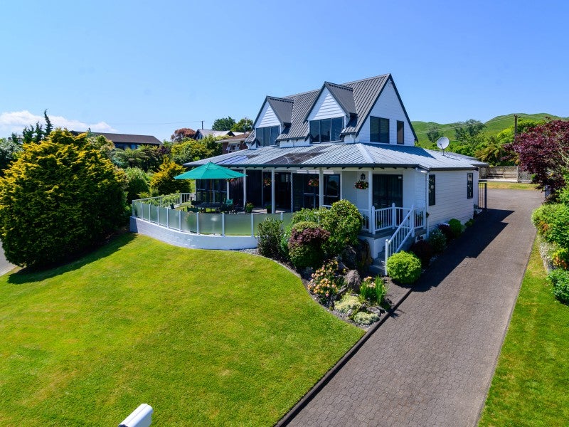 28 Mark Place, Lynmore, Rotorua - Carousel 1