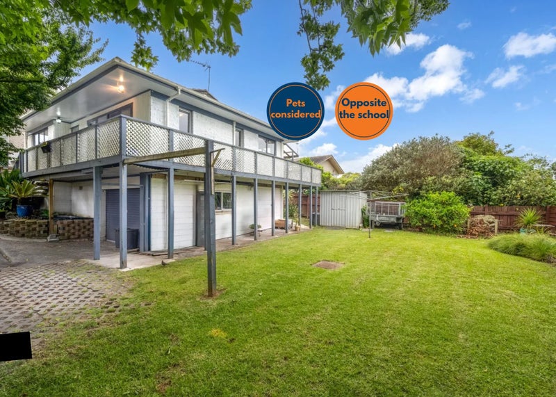58B Mirrabooka Avenue, Botany Downs, Auckland - Carousel 1