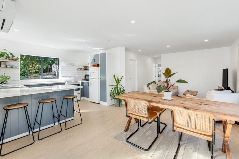 68 Te Toki Road, Ostend, Waiheke Island - Carousel 1