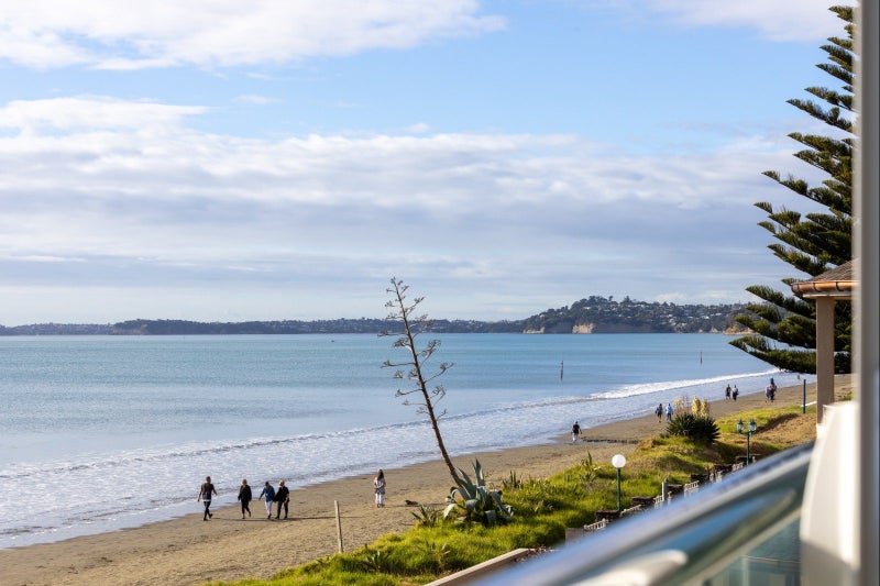 8/379 Hibiscus Coast Highway, Orewa, Orewa - Carousel 2