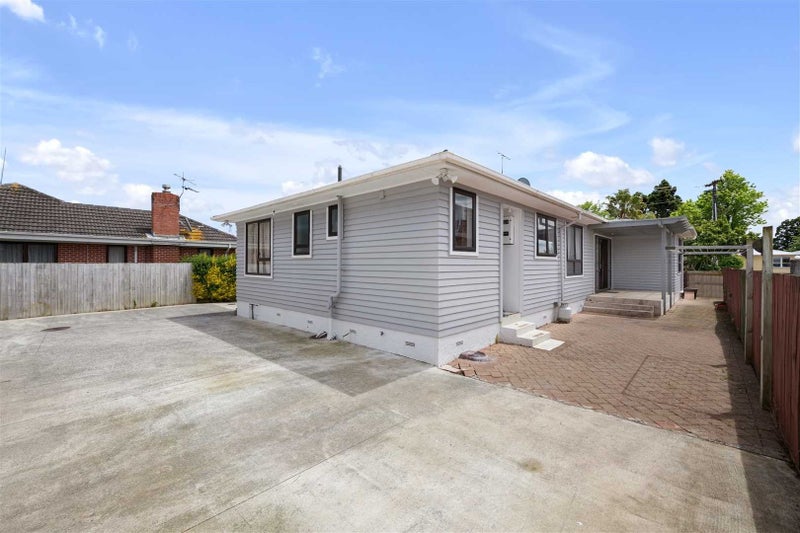 11 Sunnyside Crescent, Papatoetoe, Auckland - Carousel 2