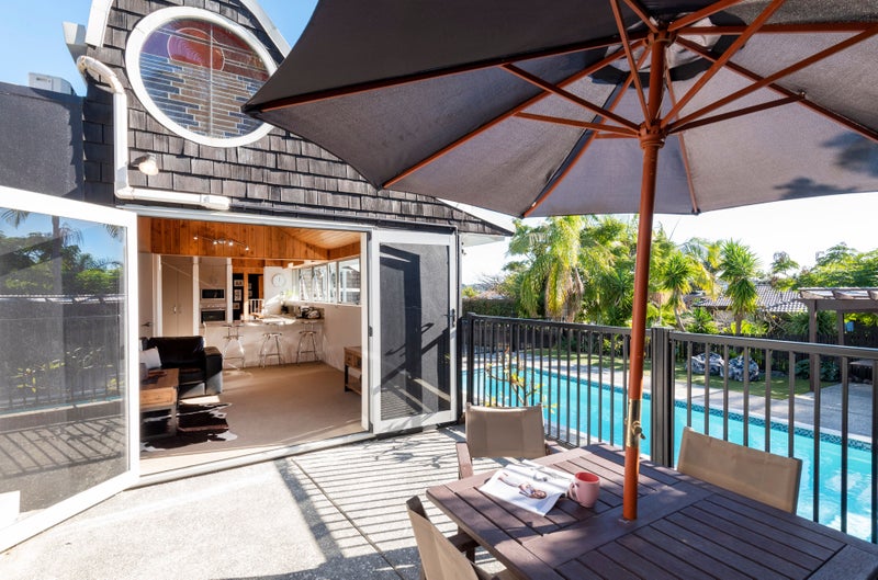 10 Caithness Place, Farm Cove, Auckland - Carousel 2