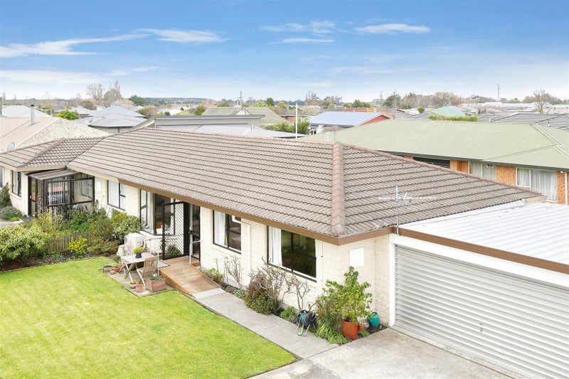 2/11 Third Street, Belfast, Christchurch - Carousel 12