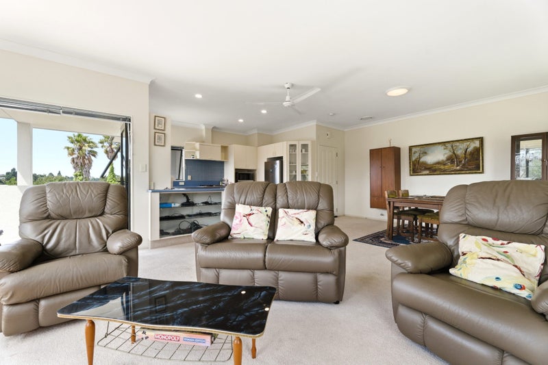 6A Taramea Rise, Pyes Pa, Tauranga - Carousel 21