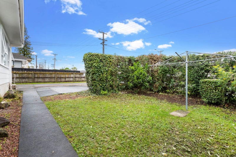 1/346 Richardson Road, Mount Roskill, Auckland - Carousel 2