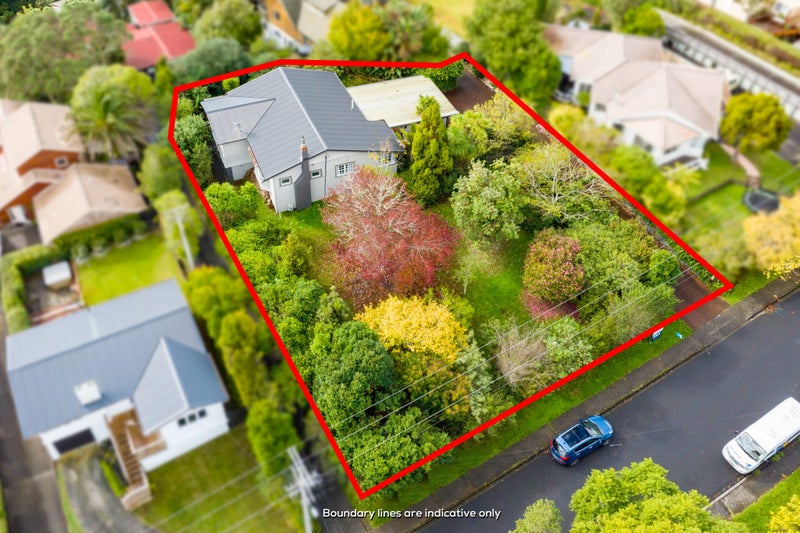 69 Balmain Road, Birkenhead, Auckland - Carousel 1