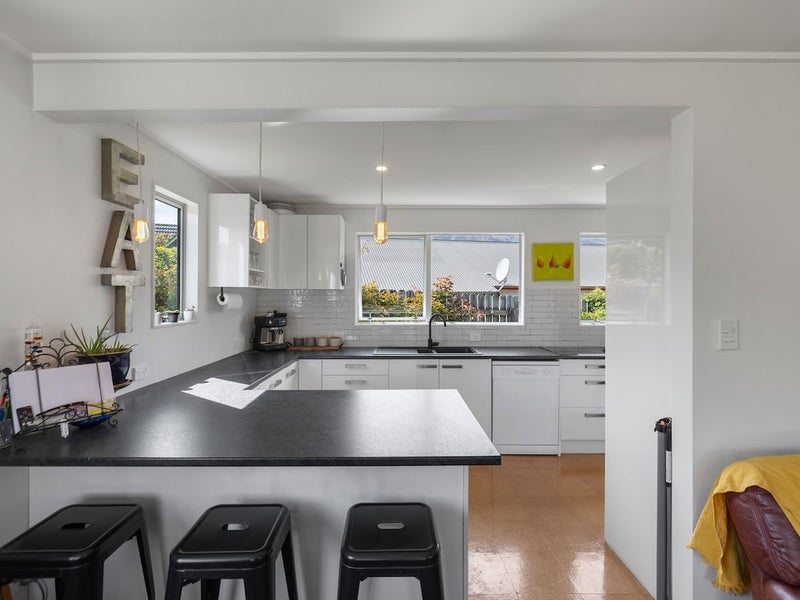 57 Robertson Street, Frankton, Queenstown - Carousel 2