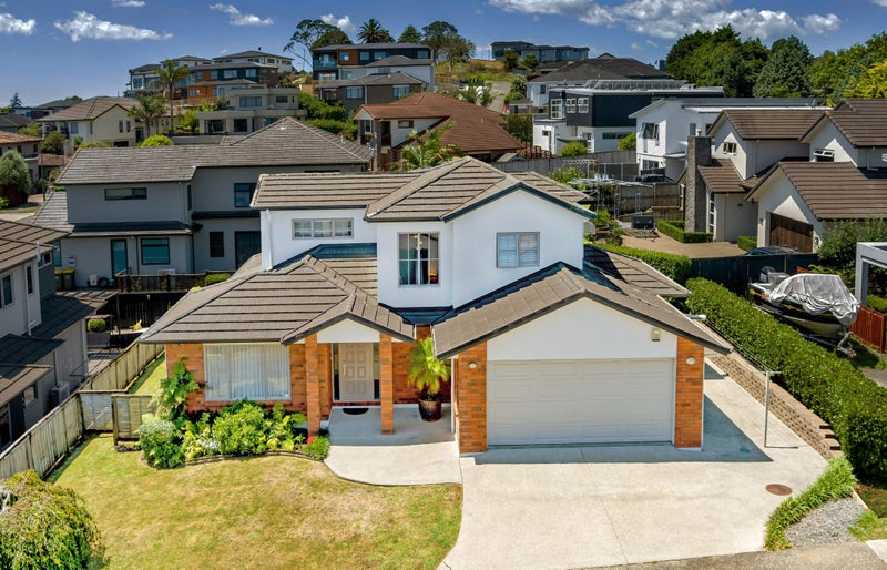 11 Aldon Lane, The Gardens, Auckland - Carousel 1