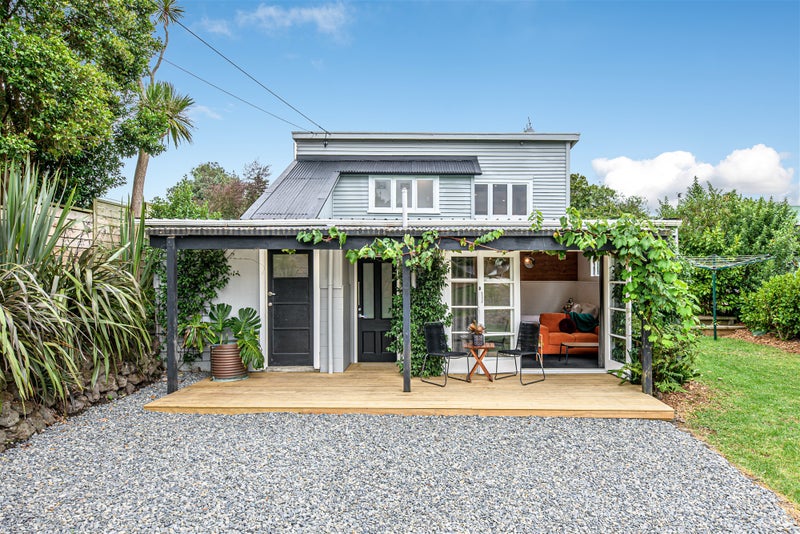 18 Kamara Road, Glen Eden, Auckland - Carousel 1