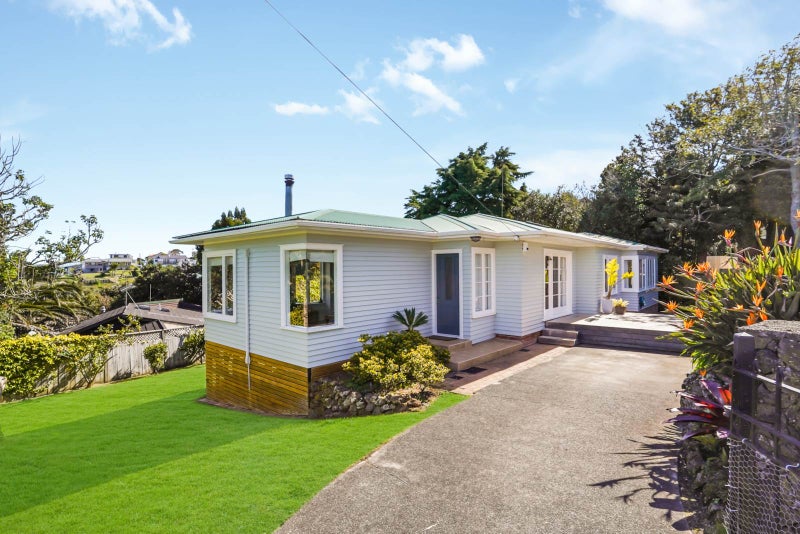 55 Goodall Street, Hillsborough, Auckland - Carousel 2