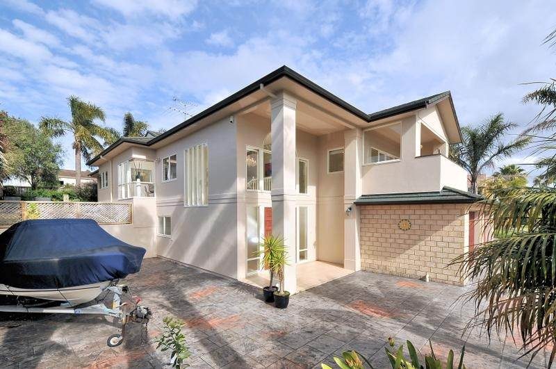 102 Landing Drive, Albany, Auckland - Carousel 1