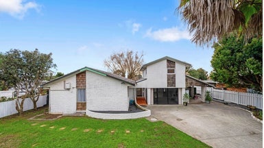 9 Ultima Place, Clover Park, Auckland - Carousel 1