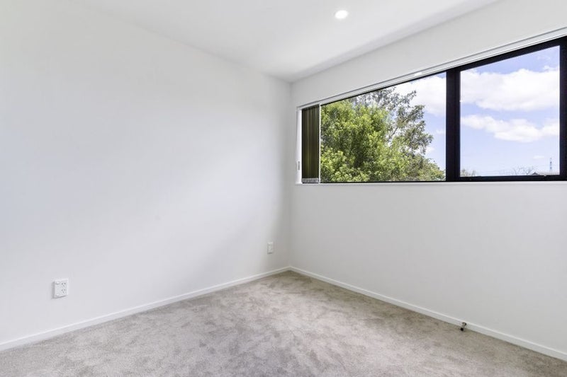 7E Tairere Crescent, Rosehill, Papakura - Carousel 9