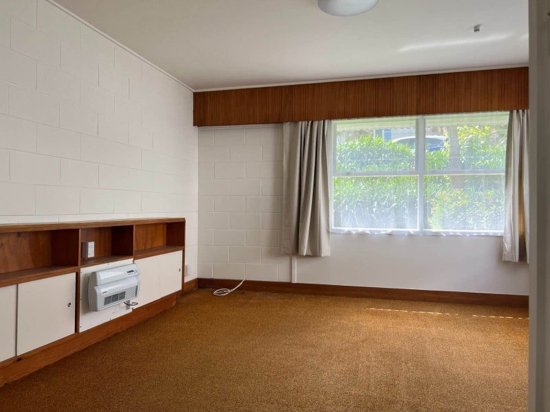 42 Comins Crescent, Mission Bay, Auckland - Carousel 1