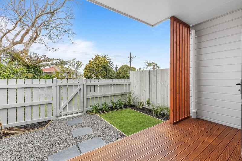4/66 Swanson Road, Henderson, Auckland - Carousel 9