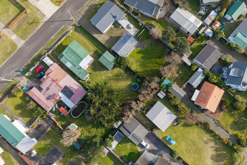 9 Hennessey Street East, Foxton Beach, Foxton - Carousel 26