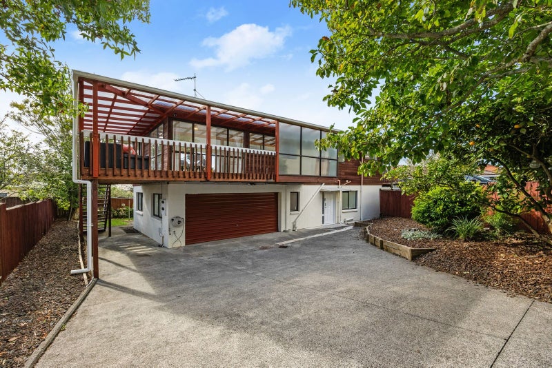 1/127 Moore Street, Howick, Auckland - Carousel 1