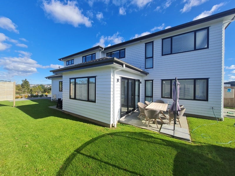 168 Arran Point Parade, Orewa, Orewa - Carousel 2