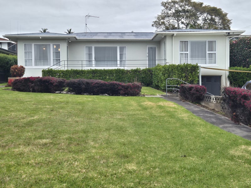 7 Rushton Avenue, Otumoetai, Tauranga - Carousel 1
