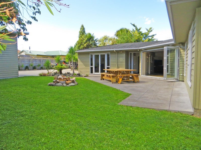 22 Jensen Street, Hokowhitu, Palmerston North - Carousel 2