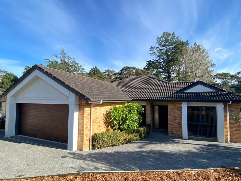19 Lomas Way, Albany, Auckland - Carousel 1