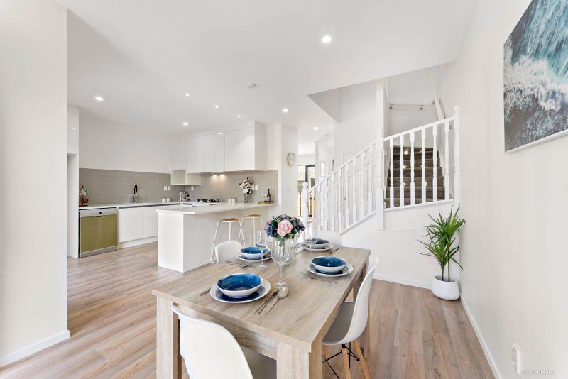 17 Herekino Street, Westgate, Auckland - Carousel 2