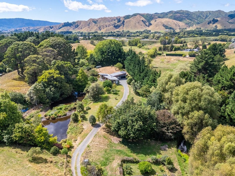 86 Derham Road, Te Horo, Ōtaki - Carousel 1