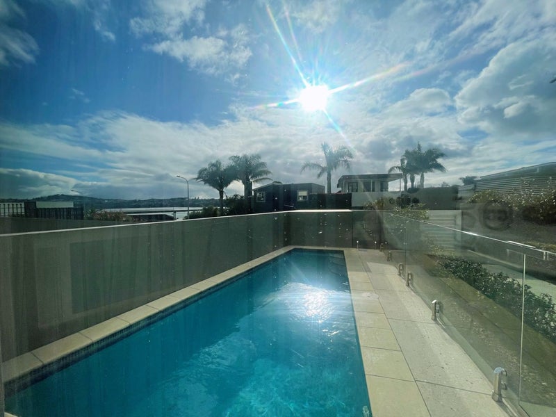 1/158 Paritai Drive, Orakei, Auckland - Carousel 2
