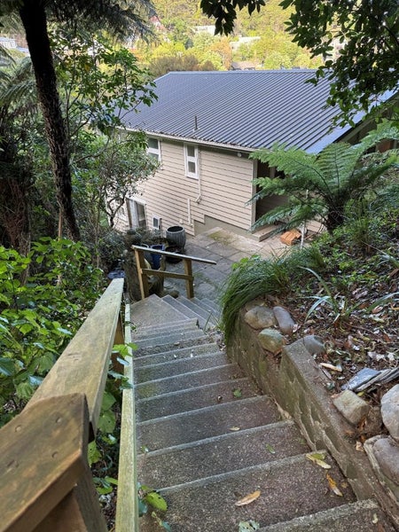 5 Richmond Road, Mahina Bay, Lower Hutt - Carousel 14