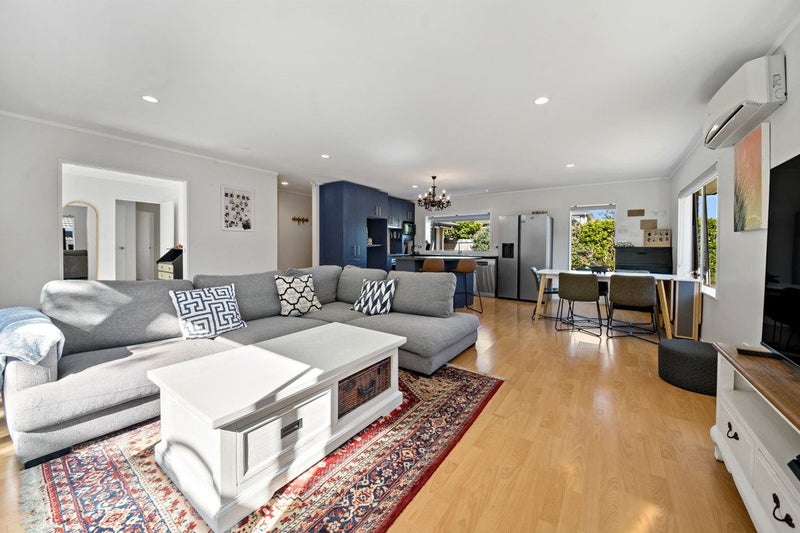 60A Crawford Ave, Mangere Bridge, Manukau - Carousel 2