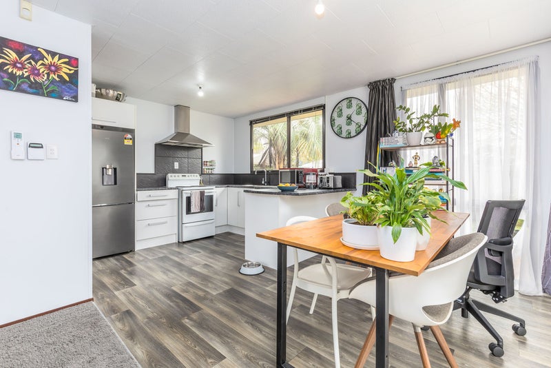 1/24 Nearco Street, Randwick Park, Auckland - Carousel 1