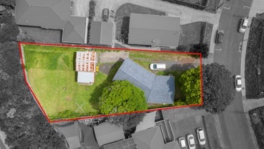38 Titoki Street, Te Atatu Peninsula, Auckland - Carousel 1