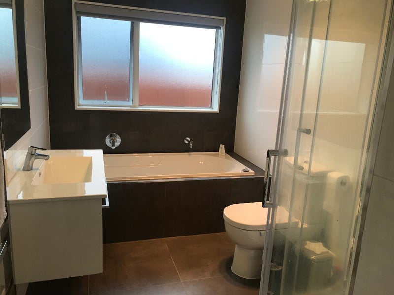 33 Nobilo Road, Kumeu - Carousel 2