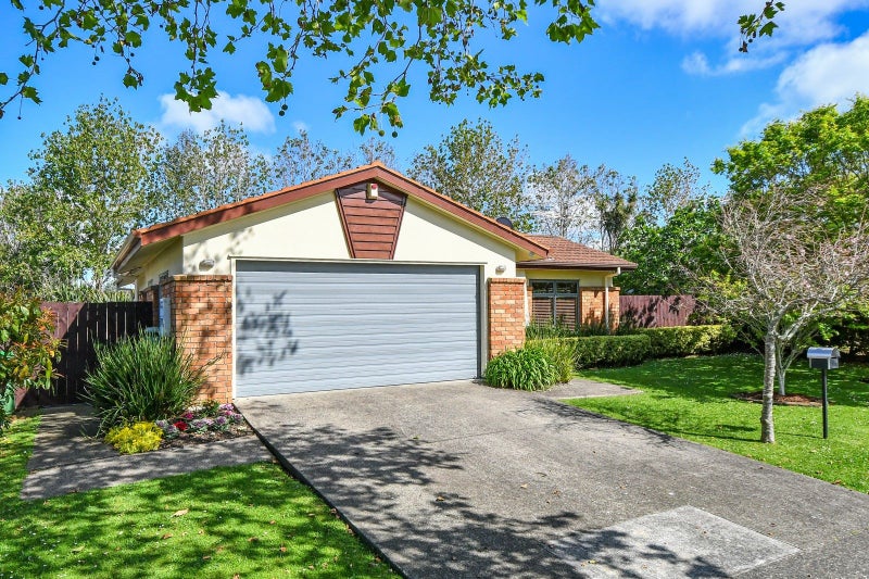 86 Riverton Drive, Randwick Park, Auckland - Carousel 1