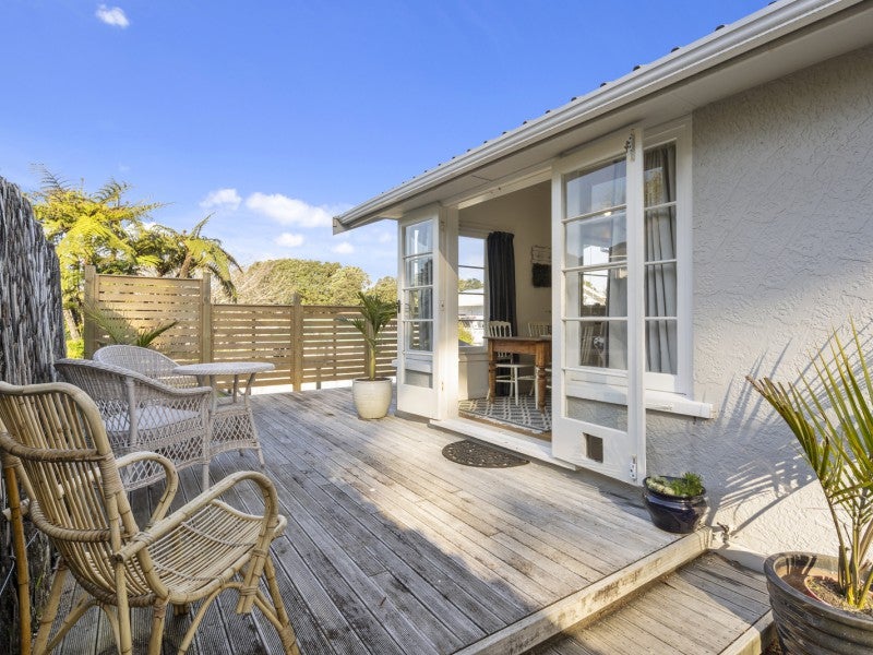 221A Ngamotu Road, Spotswood, New Plymouth - Carousel 2