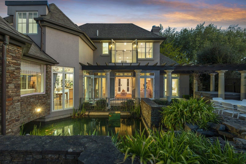 5 Grangewood Lane, Burnside, Christchurch - Carousel 2