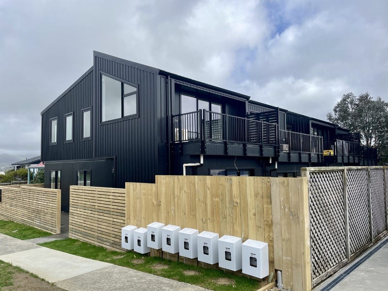 8A Clipper Street, Titahi Bay, Porirua - Carousel 1