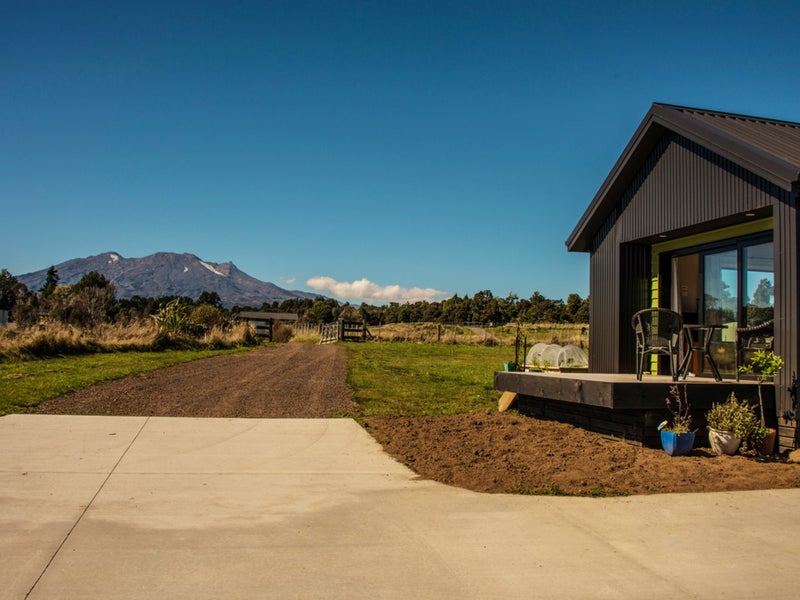 1 Kawakawa Lane, Horopito - Carousel 1