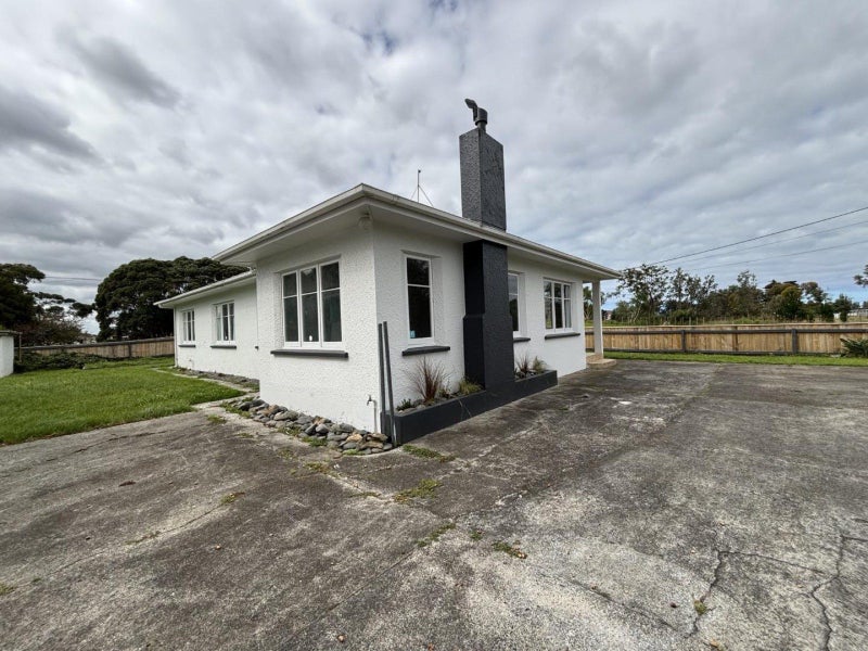 33 Burns Street, Tawhero, Whanganui - Carousel 1