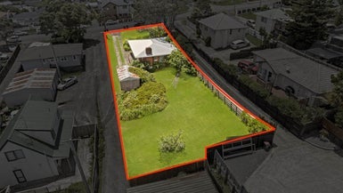 75 Awaroa Road, Sunnyvale, Auckland - Carousel 1