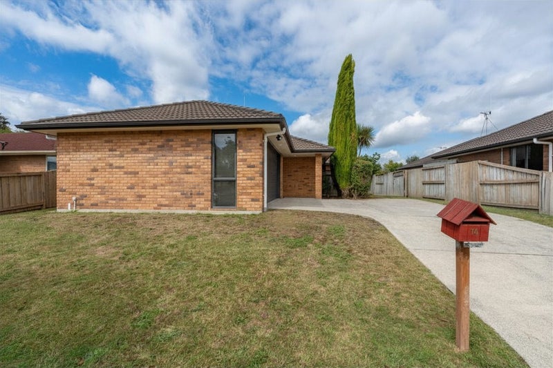 14 Saint Johns Avenue, Hamilton East, Hamilton - Carousel 15
